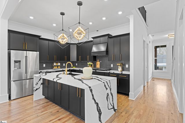 112 Edwards Street, Simpsonville, SC 29681