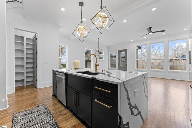 112 Edwards Street, Simpsonville, SC 29681