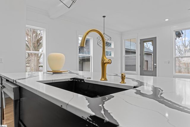 112 Edwards Street, Simpsonville, SC 29681