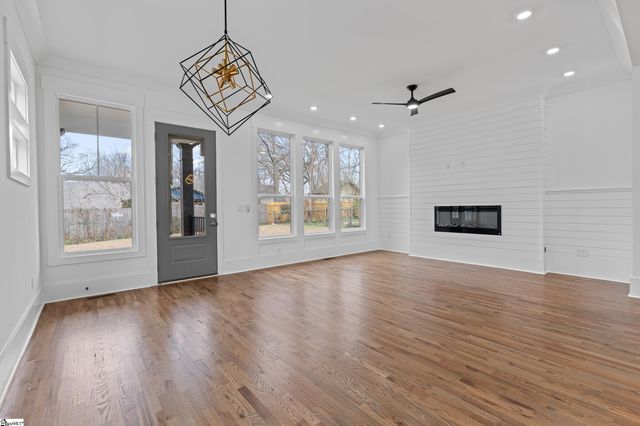 112 Edwards Street, Simpsonville, SC 29681