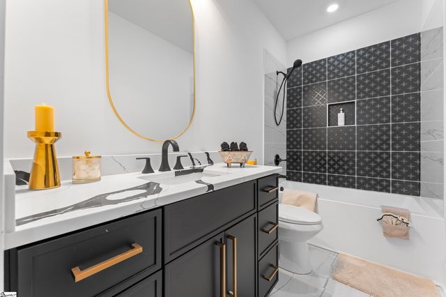 112 Edwards Street, Simpsonville, SC 29681