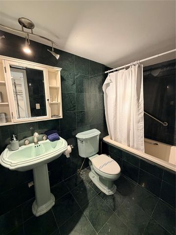 5161 Collins Ave 1506, Miami Beach, FL 33140