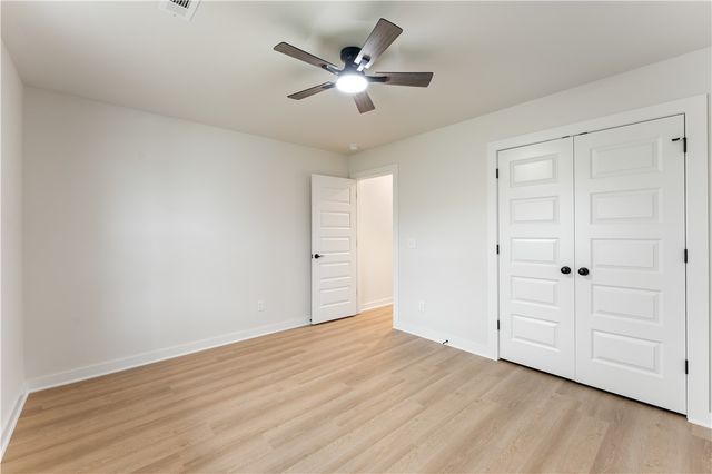1708 Gerald Shay Road, Gentry, AR 72734