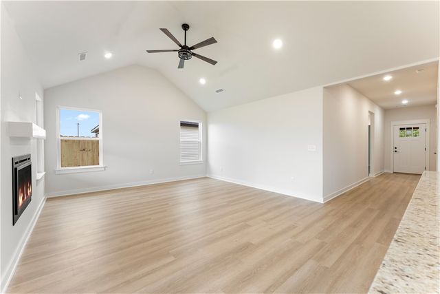 1708 Gerald Shay Road, Gentry, AR 72734