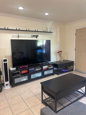 150 Chambers 2, El Cajon, CA 92020