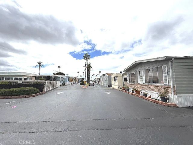 16949 S Western 83, Gardena, CA 90247