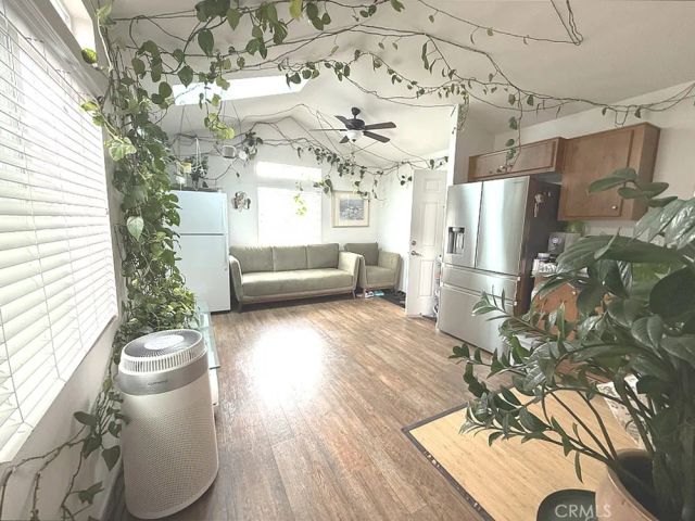 16949 S Western 83, Gardena, CA 90247