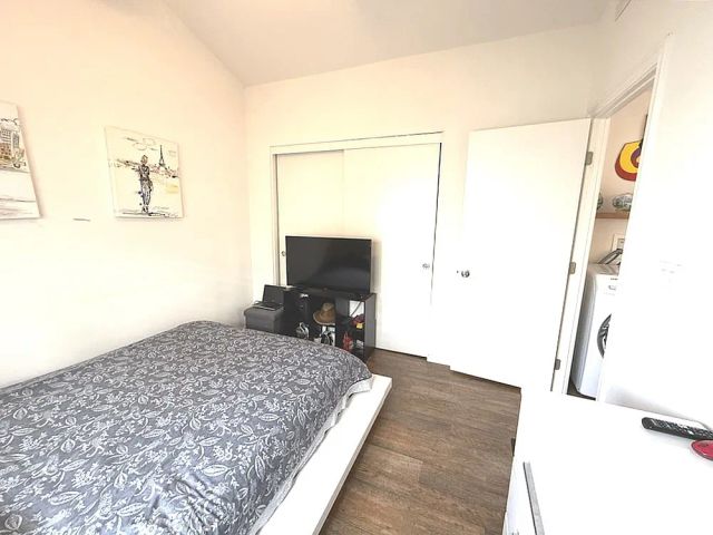 16949 S Western 83, Gardena, CA 90247