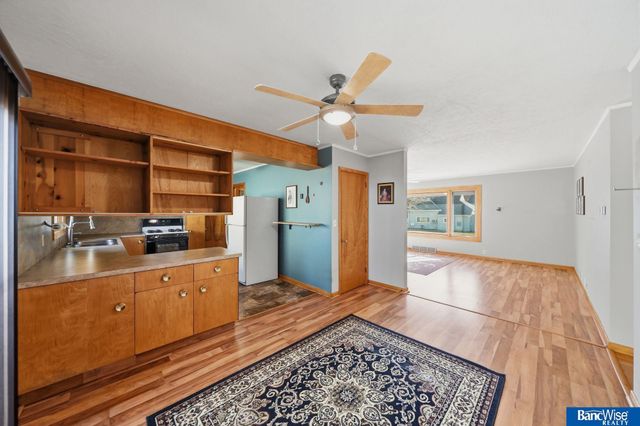 665 Sumner Street, Lincoln, NE 68502