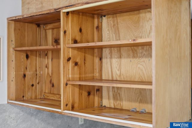 665 Sumner Street, Lincoln, NE 68502