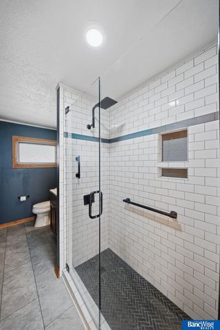 665 Sumner Street, Lincoln, NE 68502