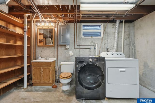 665 Sumner Street, Lincoln, NE 68502