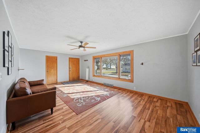 665 Sumner Street, Lincoln, NE 68502