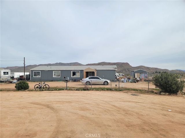 13033 Joshua, Apple Valley, CA 92308