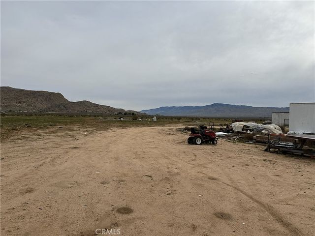 13033 Joshua, Apple Valley, CA 92308