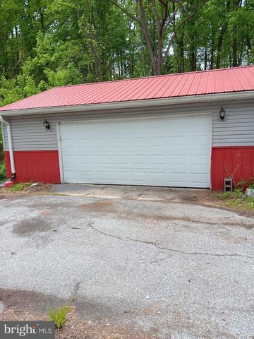 895 LEWISBERRY RD, Lewisberry, PA 17339