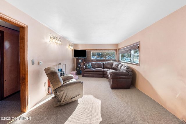 21315 Scenic Drive, Chugiak, AK 99567