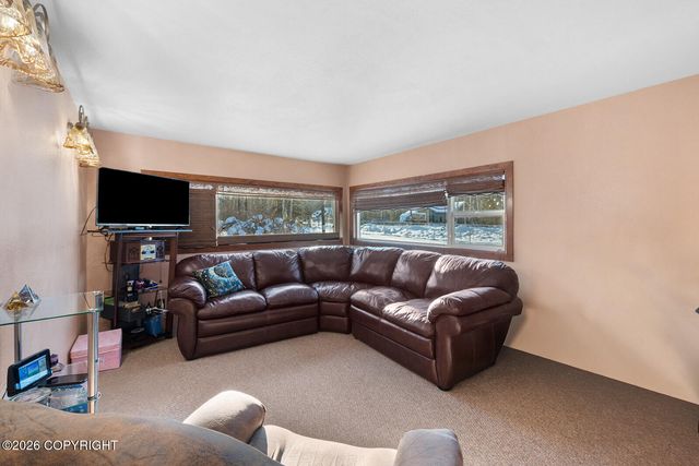 21315 Scenic Drive, Chugiak, AK 99567