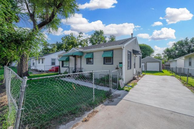 1432 S Meridian Ave, Wichita, KS 67213