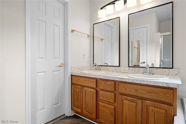 17118 Woodlawn Court, Strongsville, OH 44149