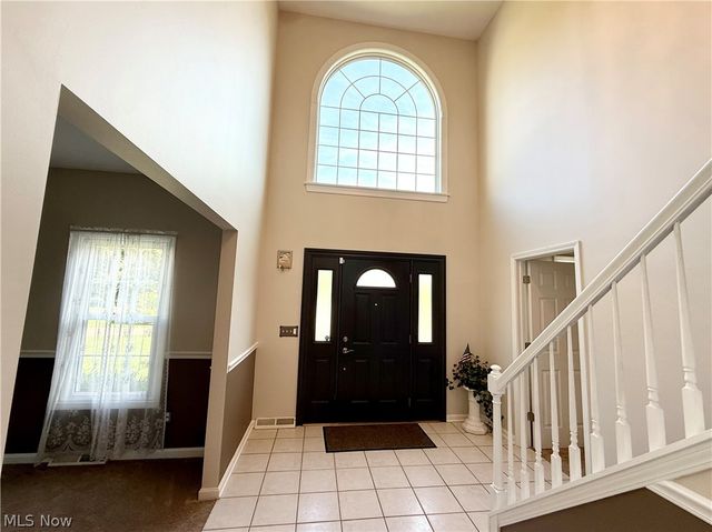 17118 Woodlawn Court, Strongsville, OH 44149