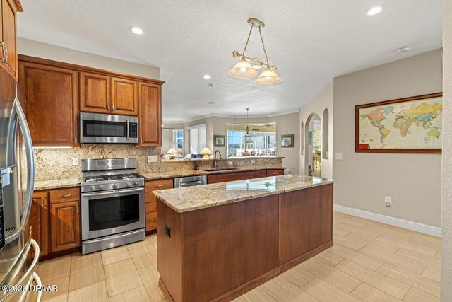 2660 Sunset Drive, New Smyrna Beach, FL 32169