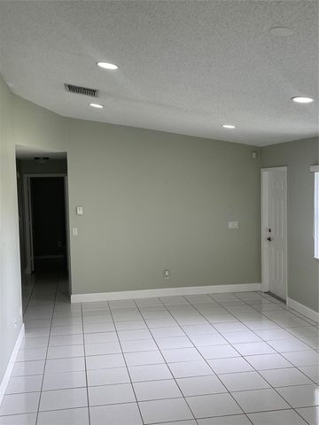 1810 SW 114th Terrace, Miramar, FL 33025