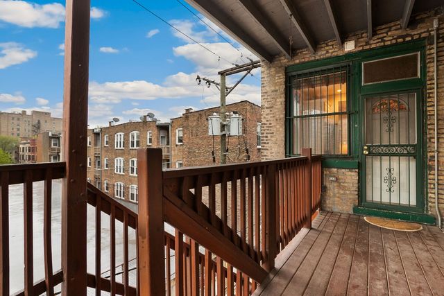 533 W Melrose Street 3F, Chicago, IL 60657