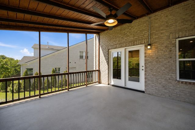 531 Fall Creek Cir, Goodlettsville, TN 37072