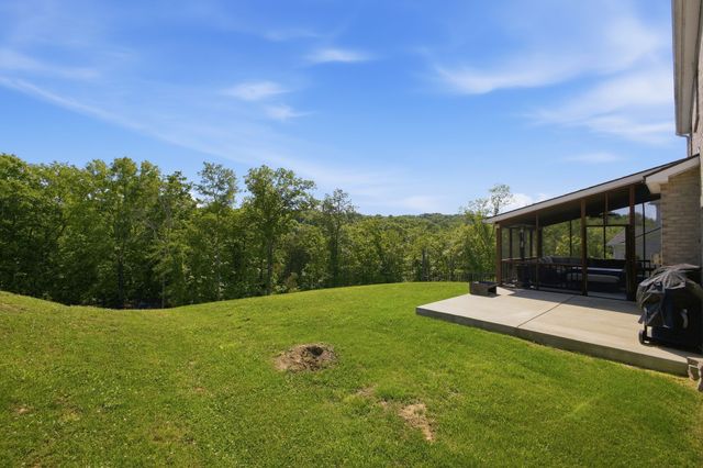 531 Fall Creek Cir, Goodlettsville, TN 37072