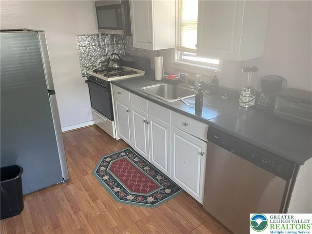 156 Northampton Street, Bath Boro, PA 18014