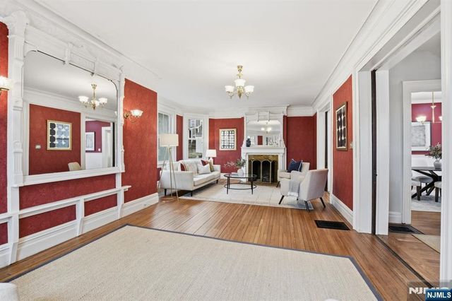 239 Hillside Avenue, Nutley, NJ 07110