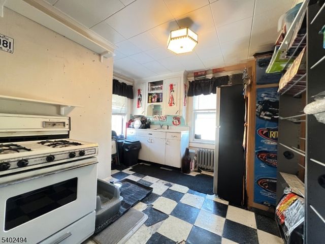 48 W Dewey Ave, Wharton Boro, NJ 07885