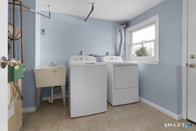 25 Arrowhead Road, Wilton, CT 06897