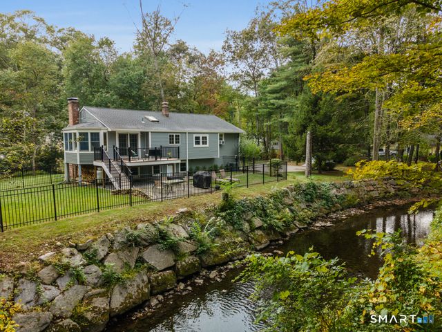 25 Arrowhead Road, Wilton, CT 06897