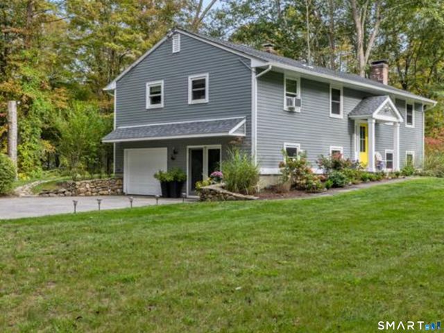 25 Arrowhead Road, Wilton, CT 06897