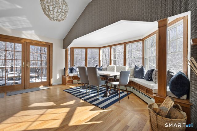 25 Arrowhead Road, Wilton, CT 06897