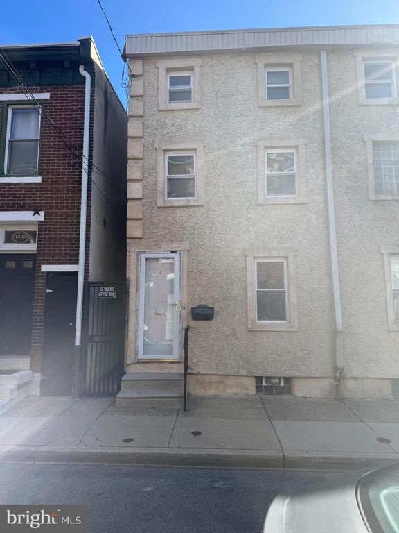 1343 E OXFORD ST, Philadelphia, PA 19125