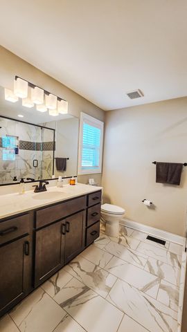 2030 Peace Parkway Court, Schererville, IN 46375