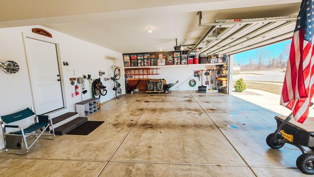 2030 Peace Parkway Court, Schererville, IN 46375