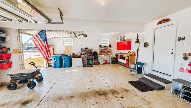 2030 Peace Parkway Court, Schererville, IN 46375