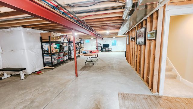 2030 Peace Parkway Court, Schererville, IN 46375