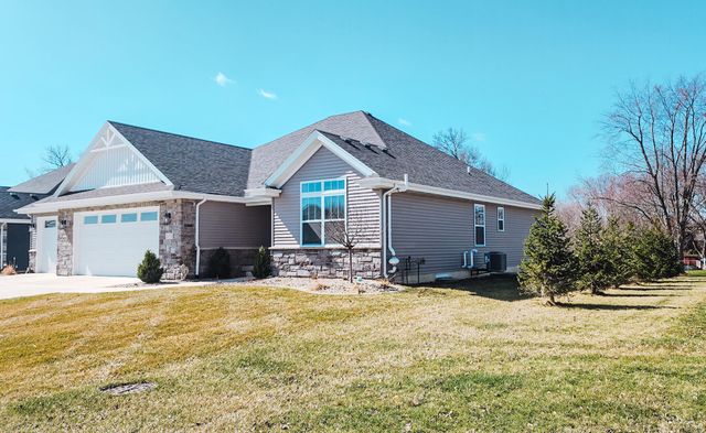 2030 Peace Parkway Court, Schererville, IN 46375