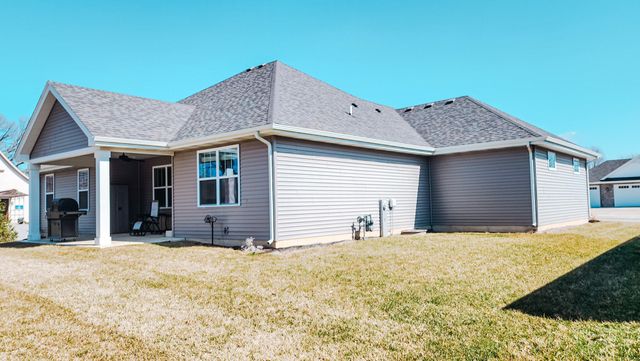 2030 Peace Parkway Court, Schererville, IN 46375