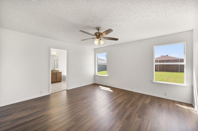 1406 Anglican Drive, Arlington, TX 76002