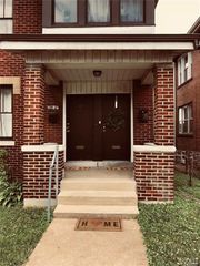 6076 Arsenal Street #2, St Louis, MO 63139