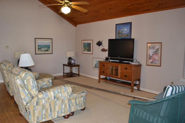 104 Constantin Dr, Port Fourchon, LA 70357