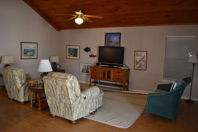 104 Constantin Dr, Port Fourchon, LA 70357