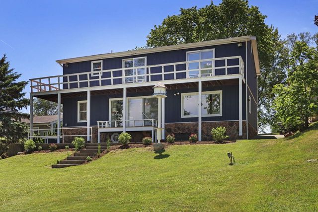 11835 218th AVENUE, Bristol, WI 53104