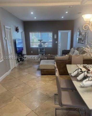 6134 SW 22nd St 6134, Miami, FL 33155